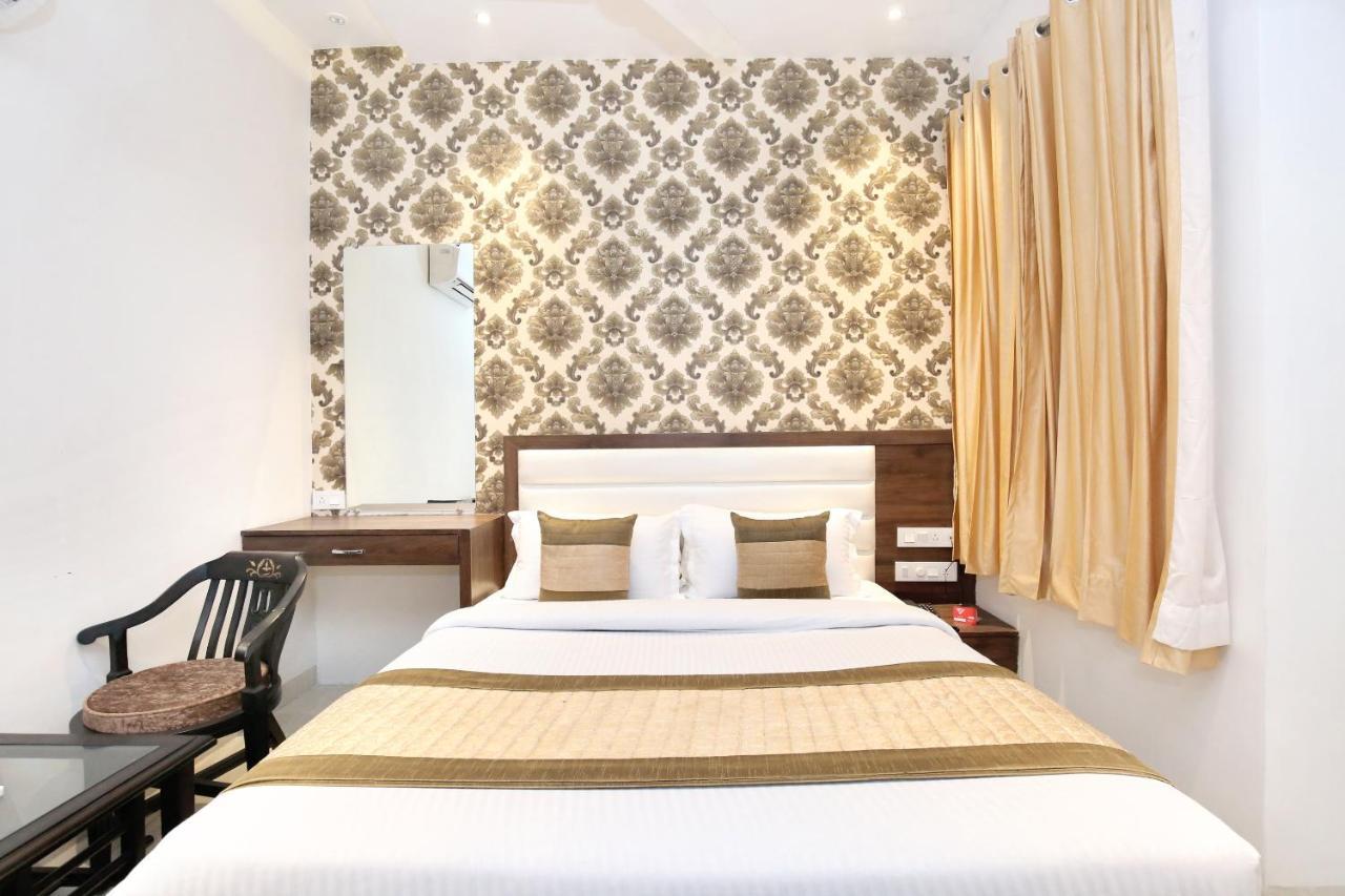 Oyo 11680 Hotel Grand Star Amritsar Eksteriør billede